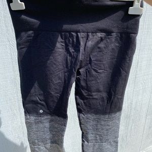 Lululemon Black/Grey Ombre Compression Crop